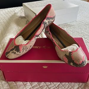 Juicy Couture Neon Pink Neutral Pop Snake Print Flats! Size 6
